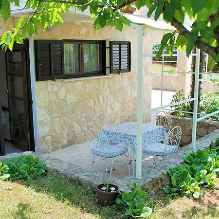 Studio Maya Apartment *